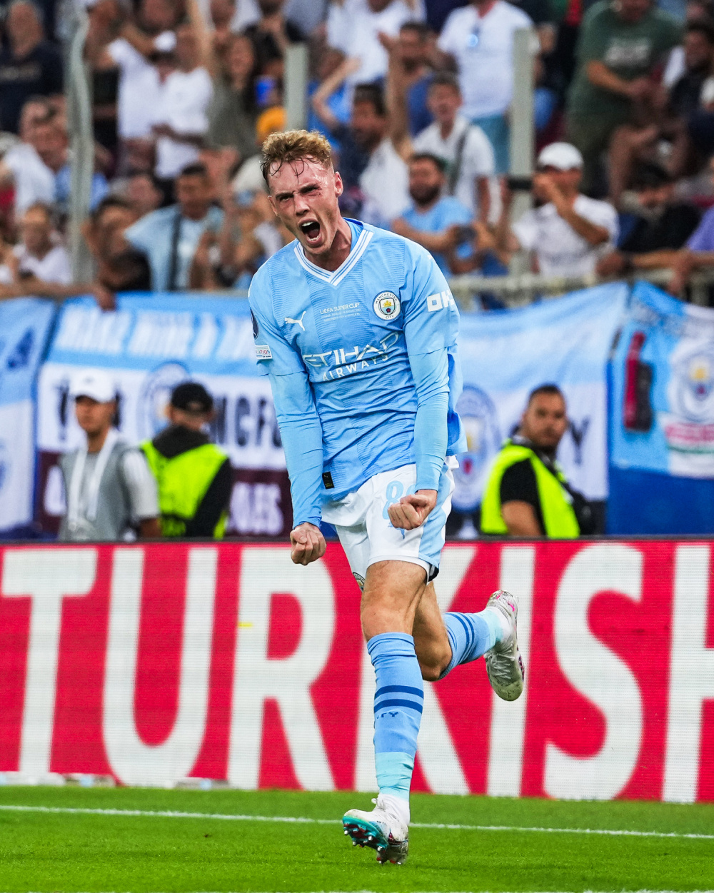 转折点尼斯临场应变曼城状态回暖备战欧超杯,国际比赛日上海申花备战荷甲看傻球迷 转折点尼斯临场应变曼城状态回暖备战欧超杯,国际比赛日上海申花备战荷甲看傻球迷