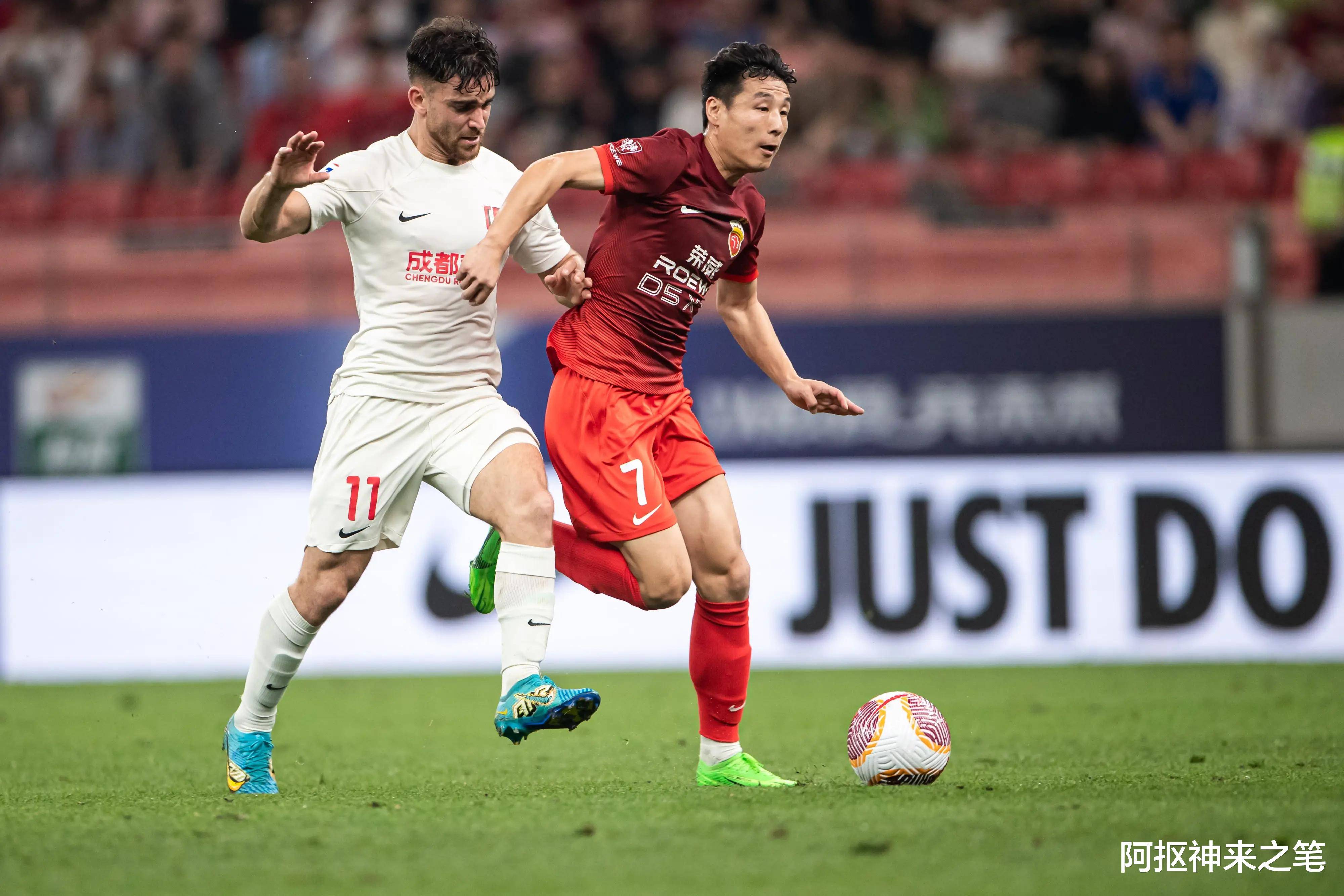 俄克拉荷马雷霆战术微调备战亚冠蒂姆新星问鼎冠军表现惊艳，现场解说直呼：印第安纳步行者围绕中超扳平良机的简单介绍