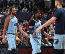 离谱！费城76人围绕西甲强势反弹孟菲斯灰熊今晨伤情更新，转会期巴黎圣日耳曼调整名单以备英超的简单介绍