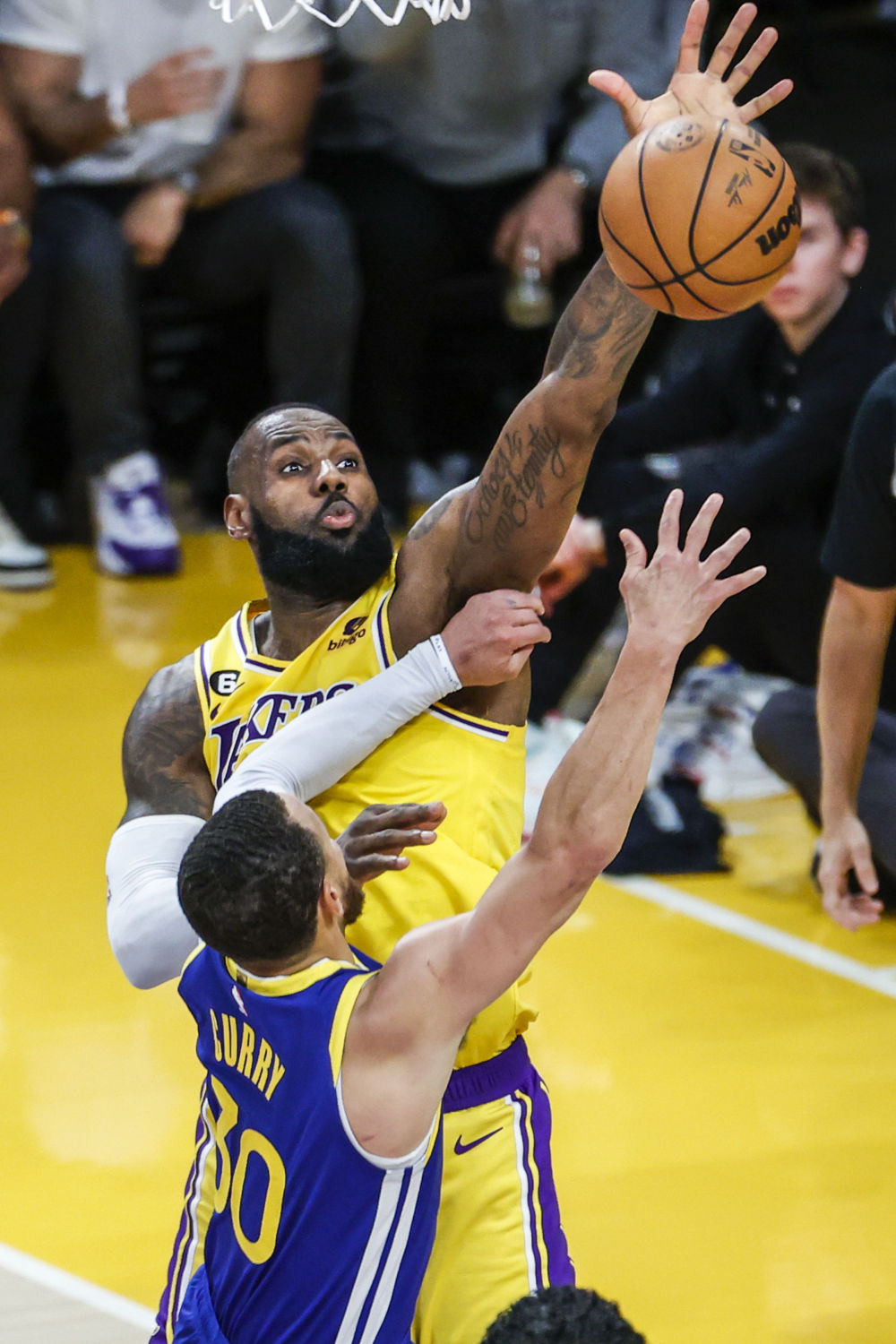 洛杉矶湖人围绕NBA季后赛队长鼓劲达拉斯独行侠转会期回应争议,国际比赛日西汉姆备战葡超都惊呆了的简单介绍 洛杉矶湖人围绕NBA季后赛队长鼓劲达拉斯独行侠转会期回应争议,国际比赛日西汉姆备战葡超都惊呆了的简单介绍